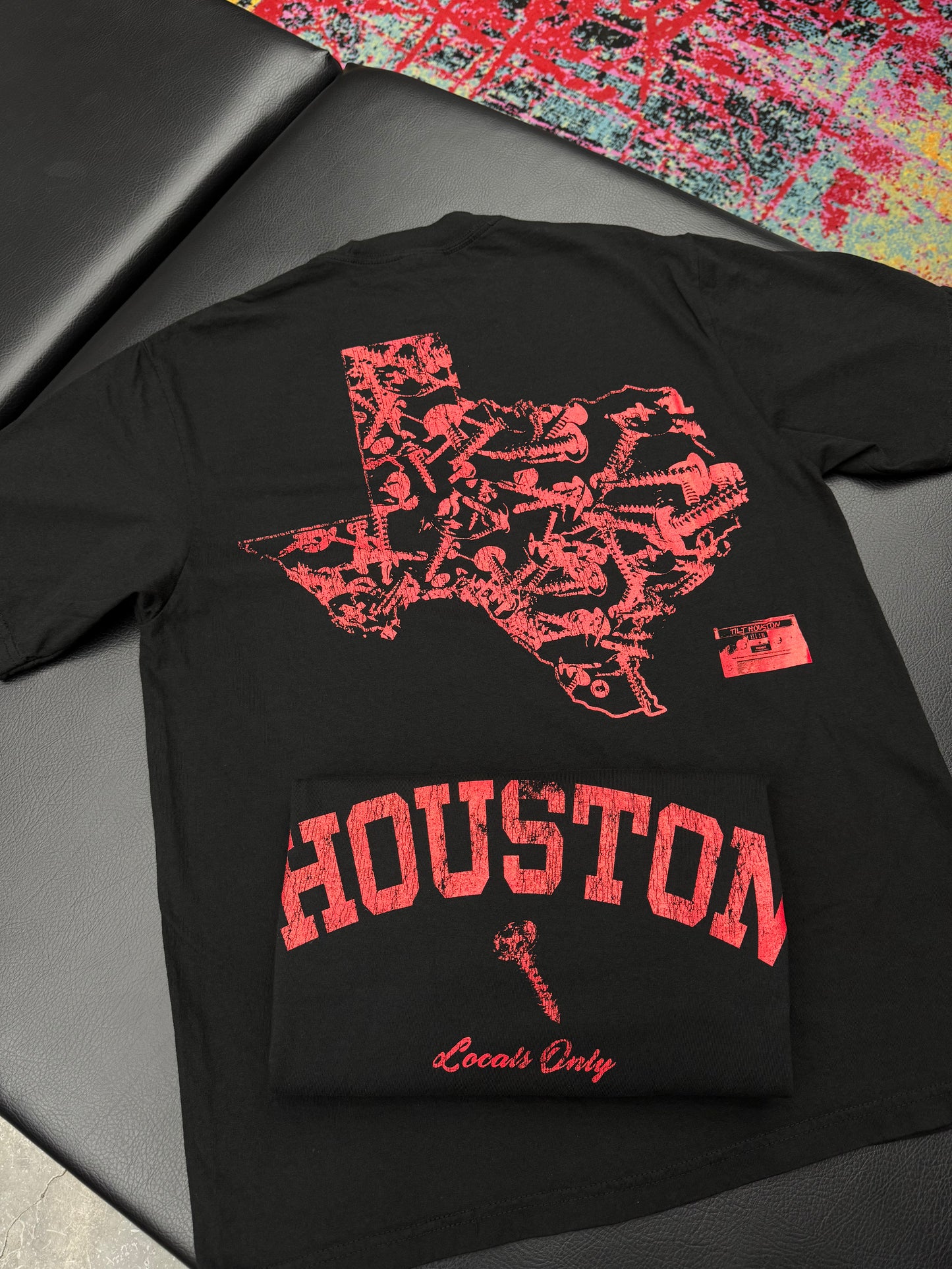 HLO - TX SCREWS TEE (BLK/RED)