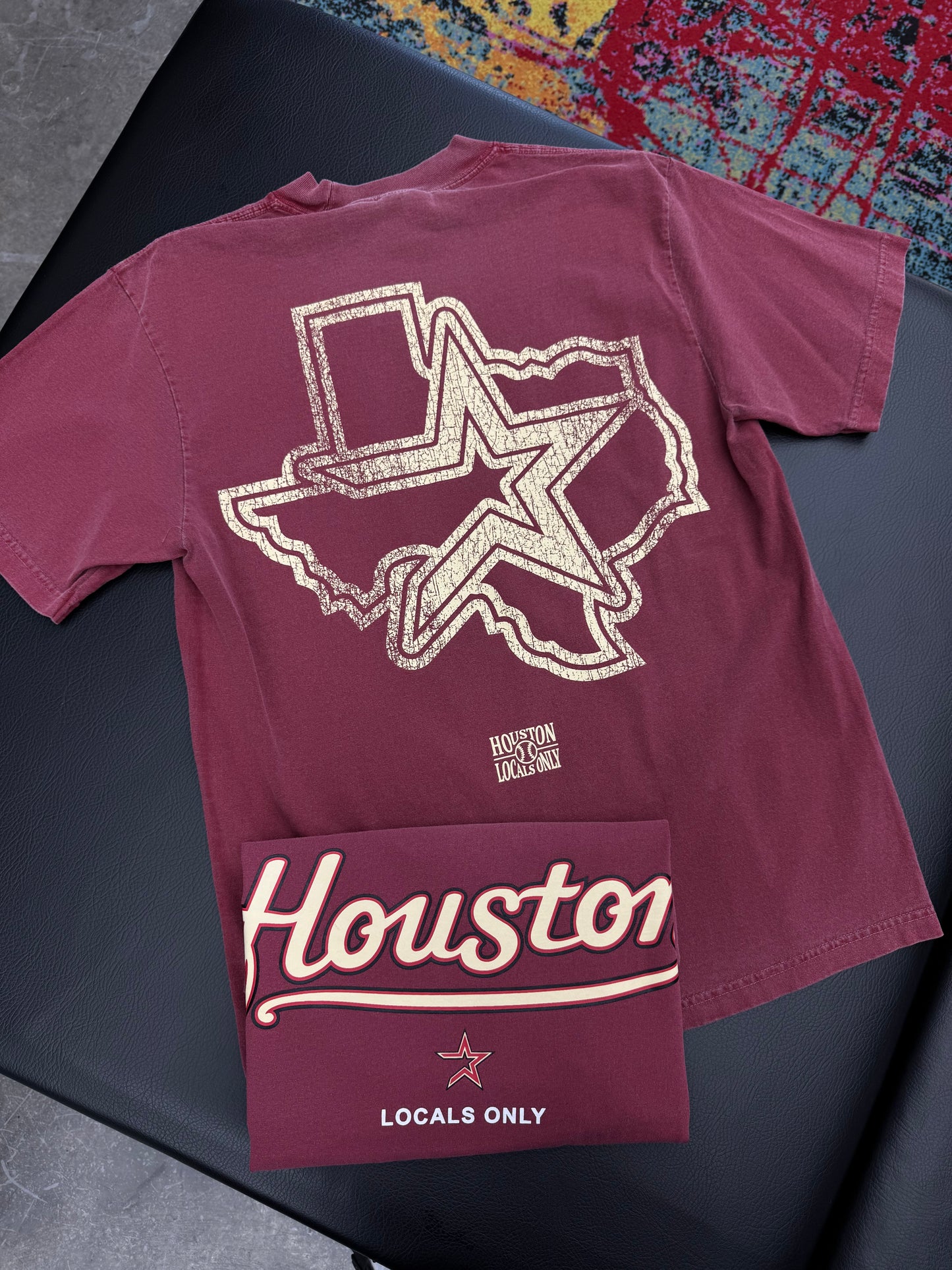 HLO - TX STATE SCRIPT TEE (CLAY RED)